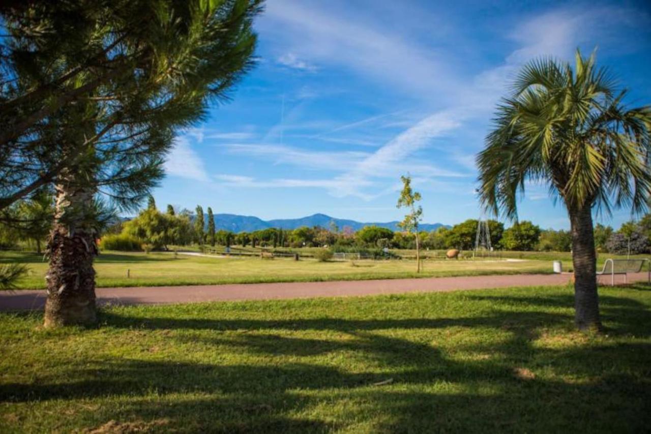 Saint Cyprien Golf View 2 Bedrooms Apartment , 900 M From The Beach Ngoại thất bức ảnh