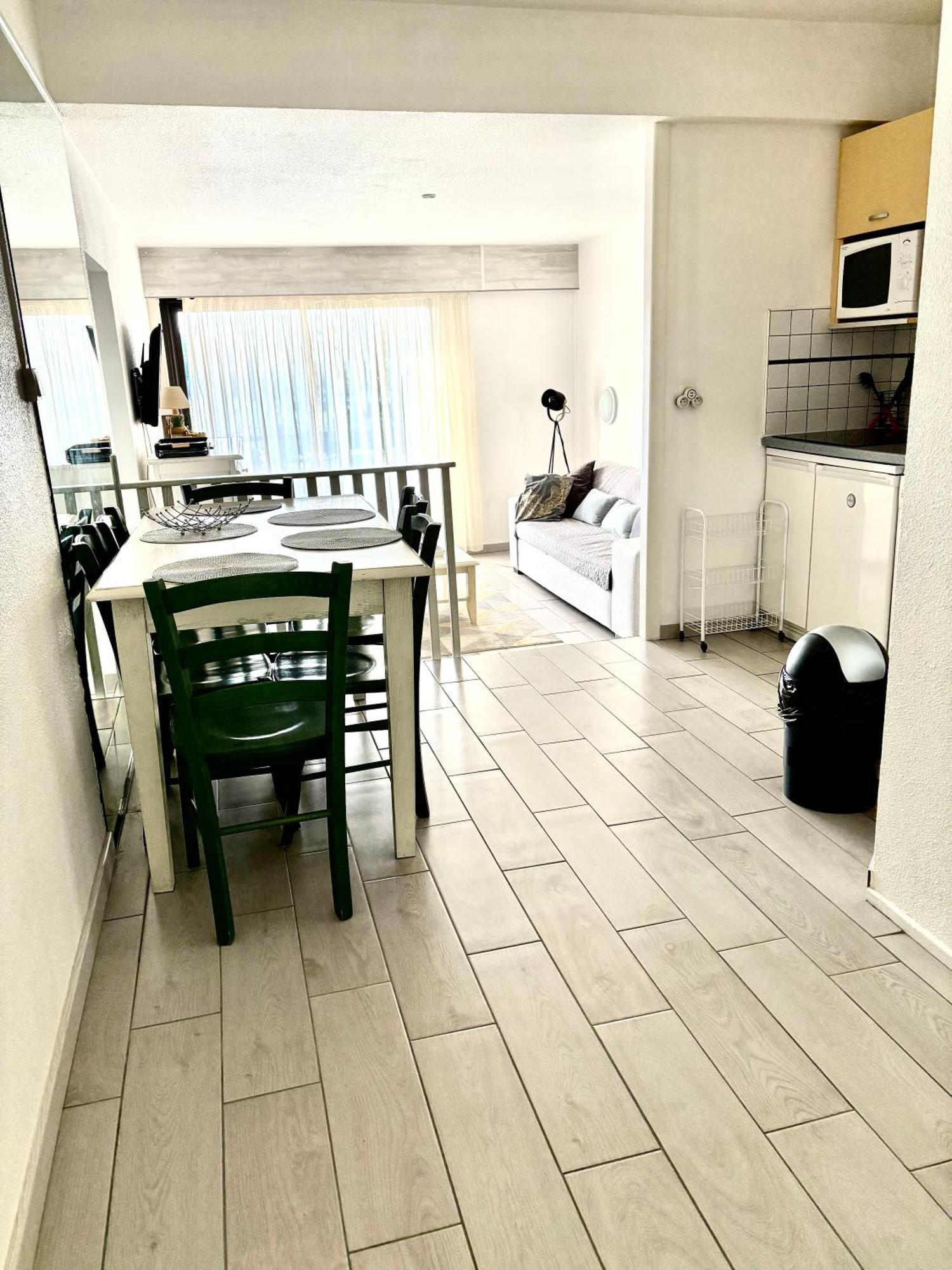 Saint Cyprien Golf View 2 Bedrooms Apartment , 900 M From The Beach Ngoại thất bức ảnh