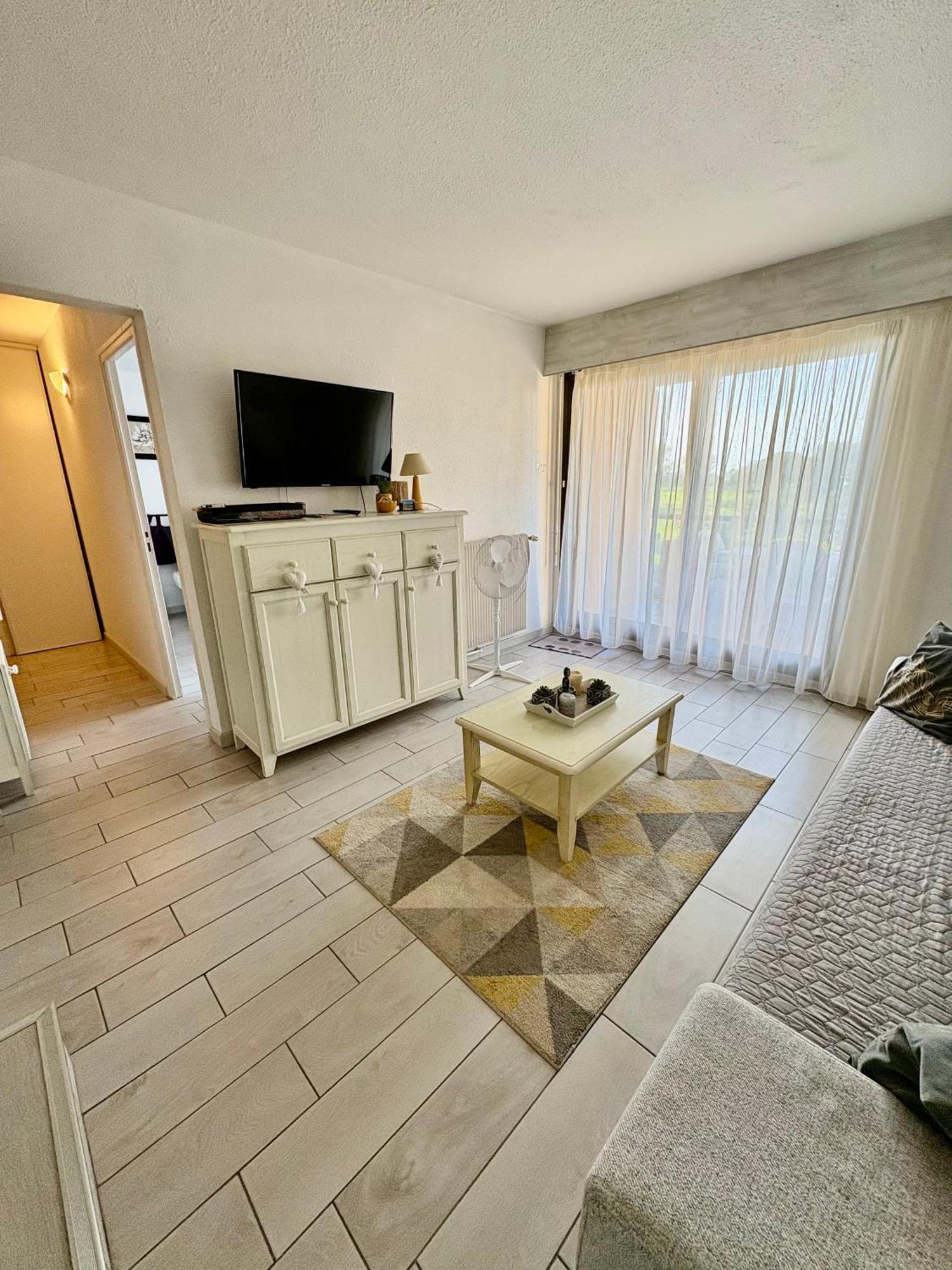 Saint Cyprien Golf View 2 Bedrooms Apartment , 900 M From The Beach Ngoại thất bức ảnh